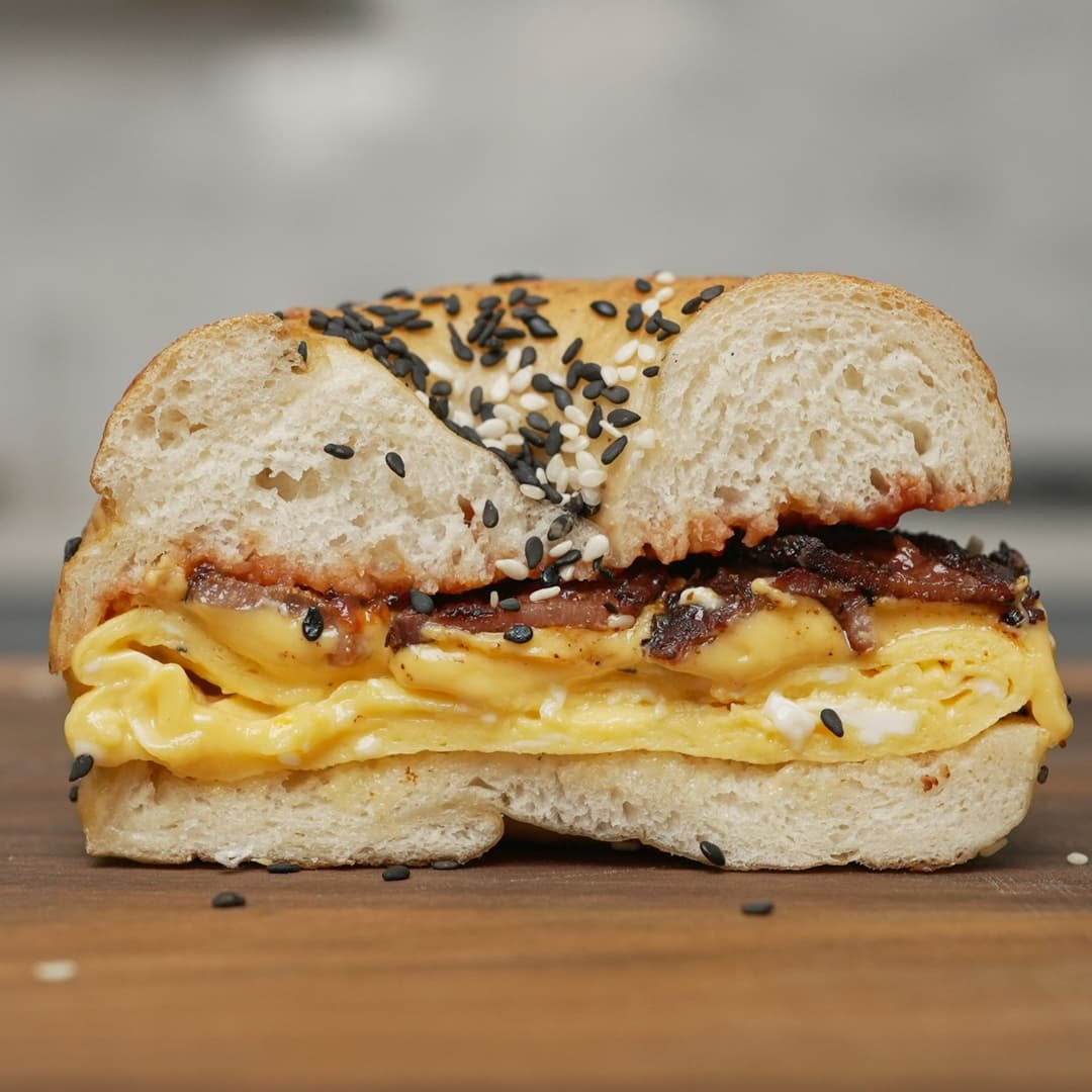 Bagel Breakfast Sandwich (Bacon, Egg, and Cheese)